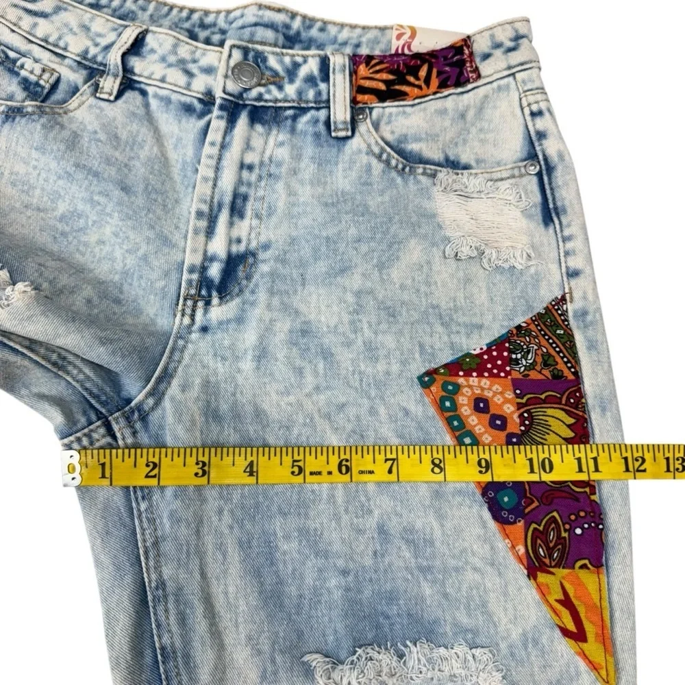 Almost Famous Vintage Flare Jeans Size 9 Blue Acid Wash Patch Distressed - Picture 14 of 16